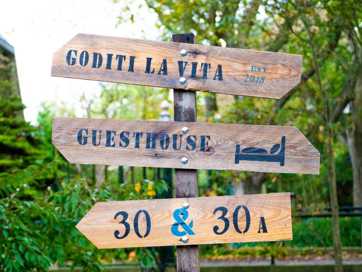 Goditi La Vita Hem Exteriér fotografie